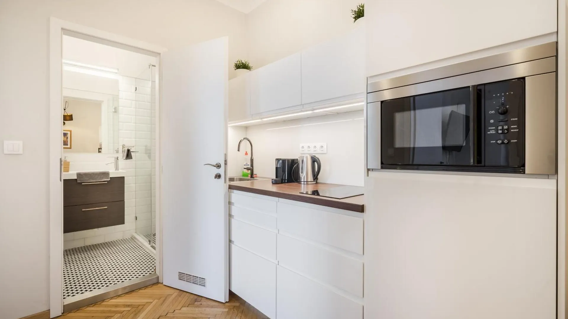 City Block Apartments Budapeste Hungria