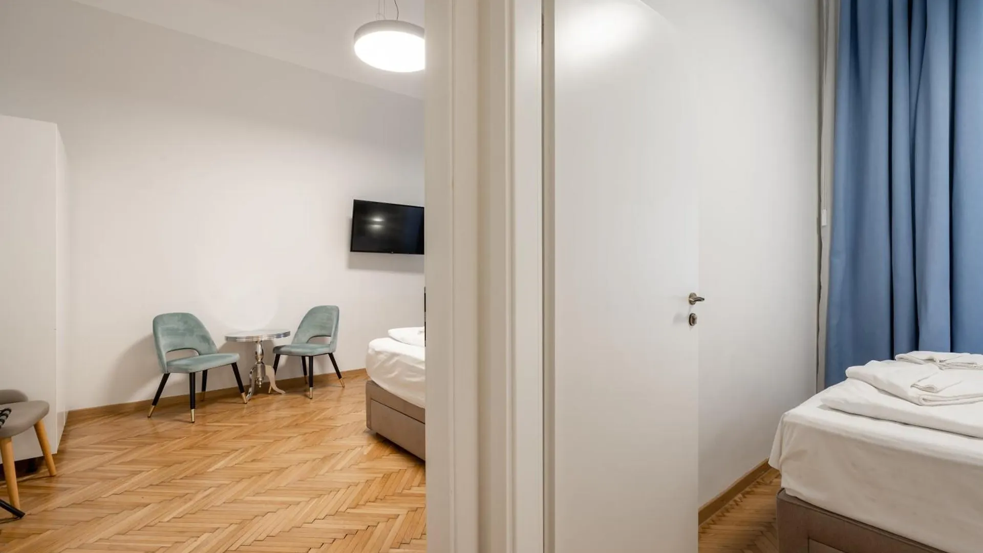 City Block Apartments Budapeste Hungria