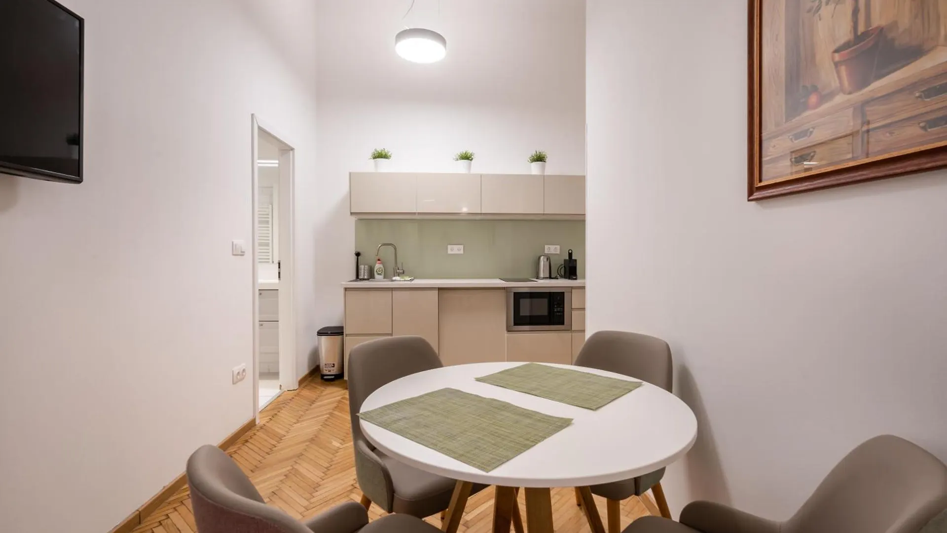 City Block Apartments Budapeste